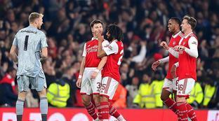 在现代足坛 在现代足坛